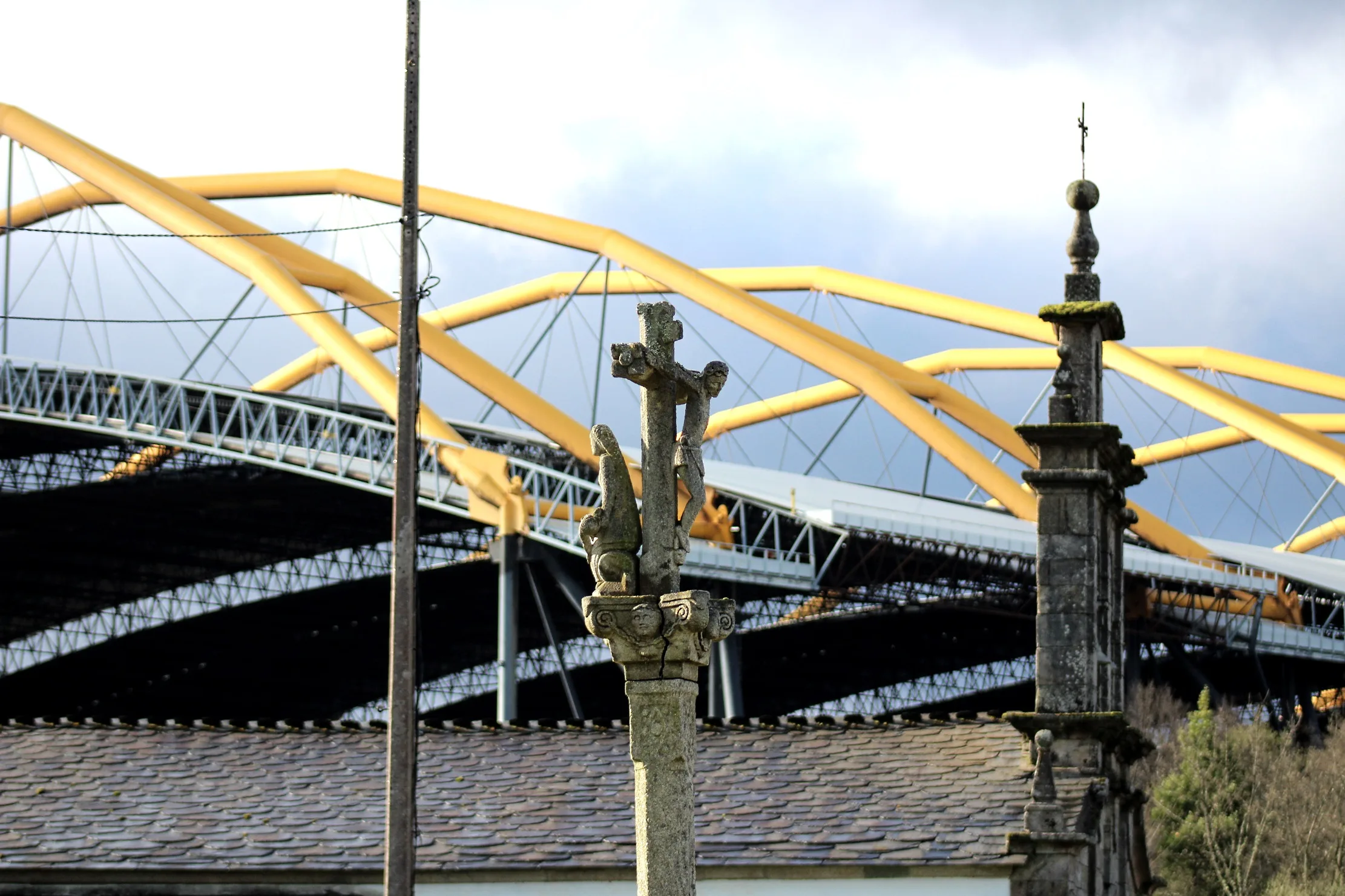 Central das Pontes que Endesa abriu há 42 anos, aproveitando os jazigos de lignito.