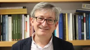Jaime Cabeza Pereiro. 1967, Barcelona. Catedrático de Dereito do Traballo e da Seguridade Social. Facultade de Ciencias Xurídicas e Relacións Laborais da Universidade de Vigo.