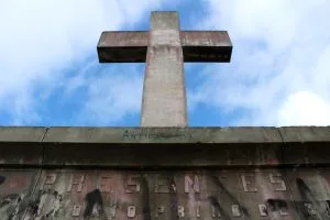 memoria histórica, memoria discreta, Neda, franquismo, simboloxía